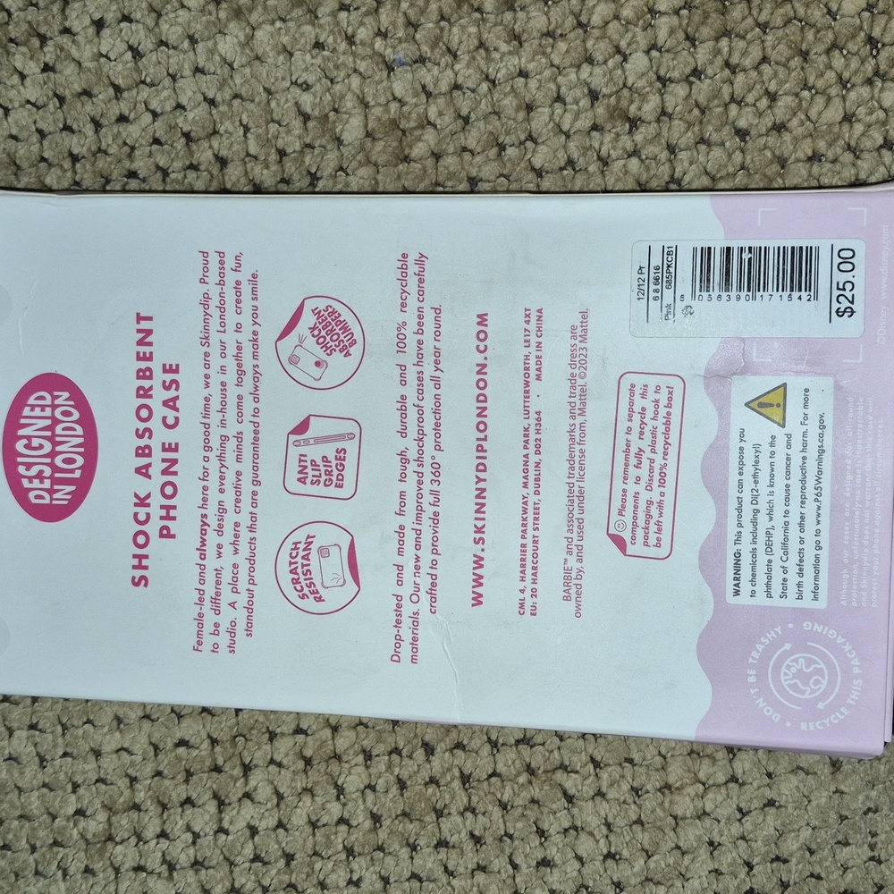 Barbie iPhone 12/12 Pro Case - Pink - Picture 2 of 2